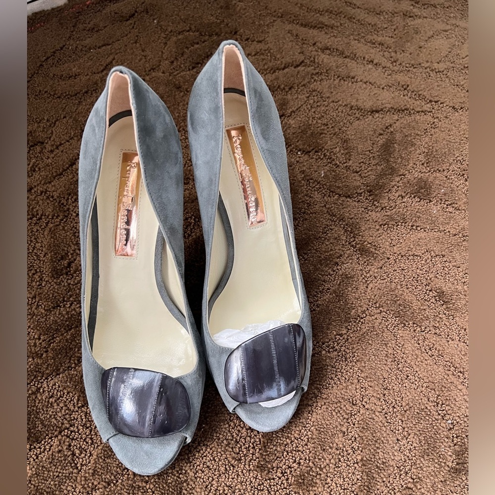 New suede open tie shoes